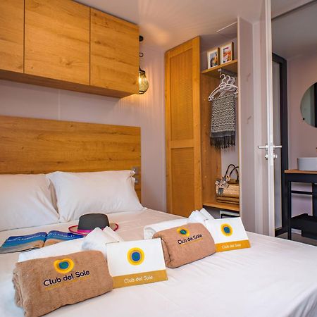 Club Del Sole Stork Family Collection Hotel Giulianova Buitenkant foto