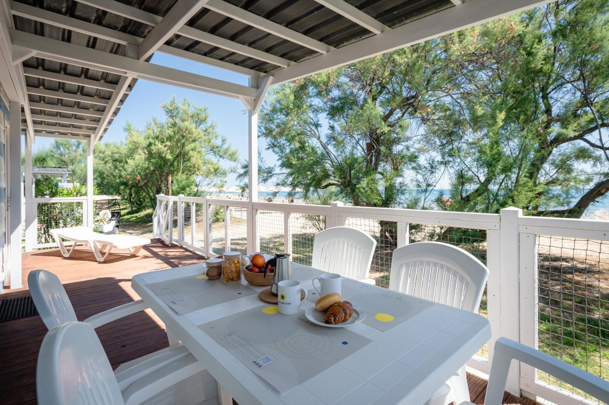 Club Del Sole Stork Family Collection Hotel Giulianova Buitenkant foto